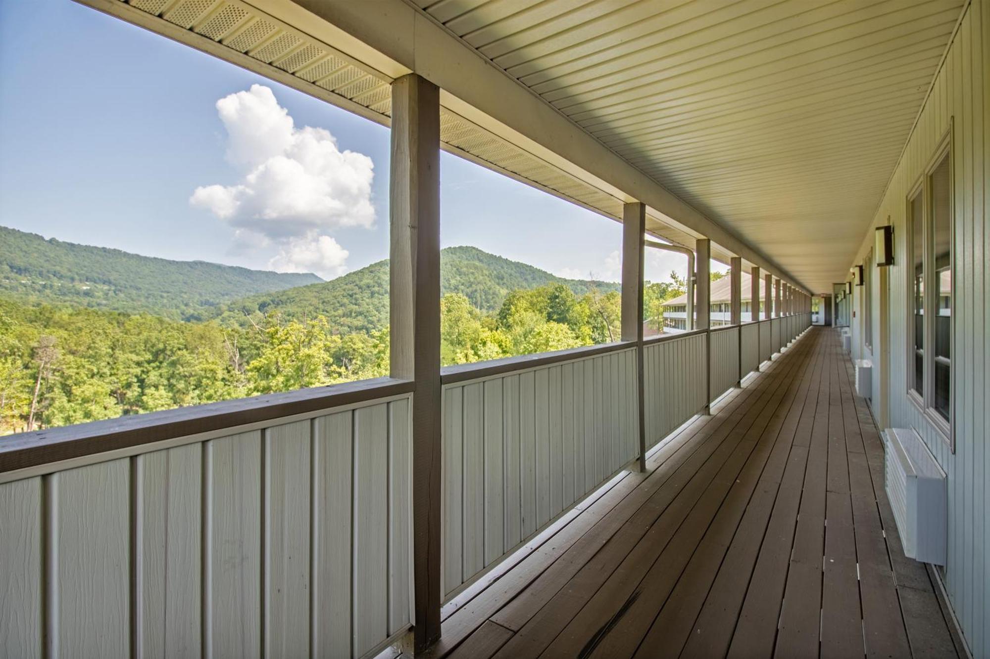 Massanuttens Shenandoah Villas By Tripforth McGaheysville Exterior foto